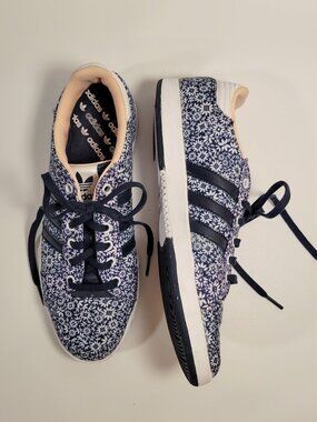 Adidas Courtside Lo Floral Sneakers